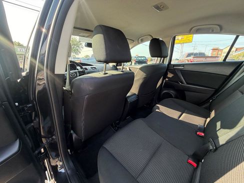 Used 2013 MAZDA MAZDA3 i Sport FWD image 11