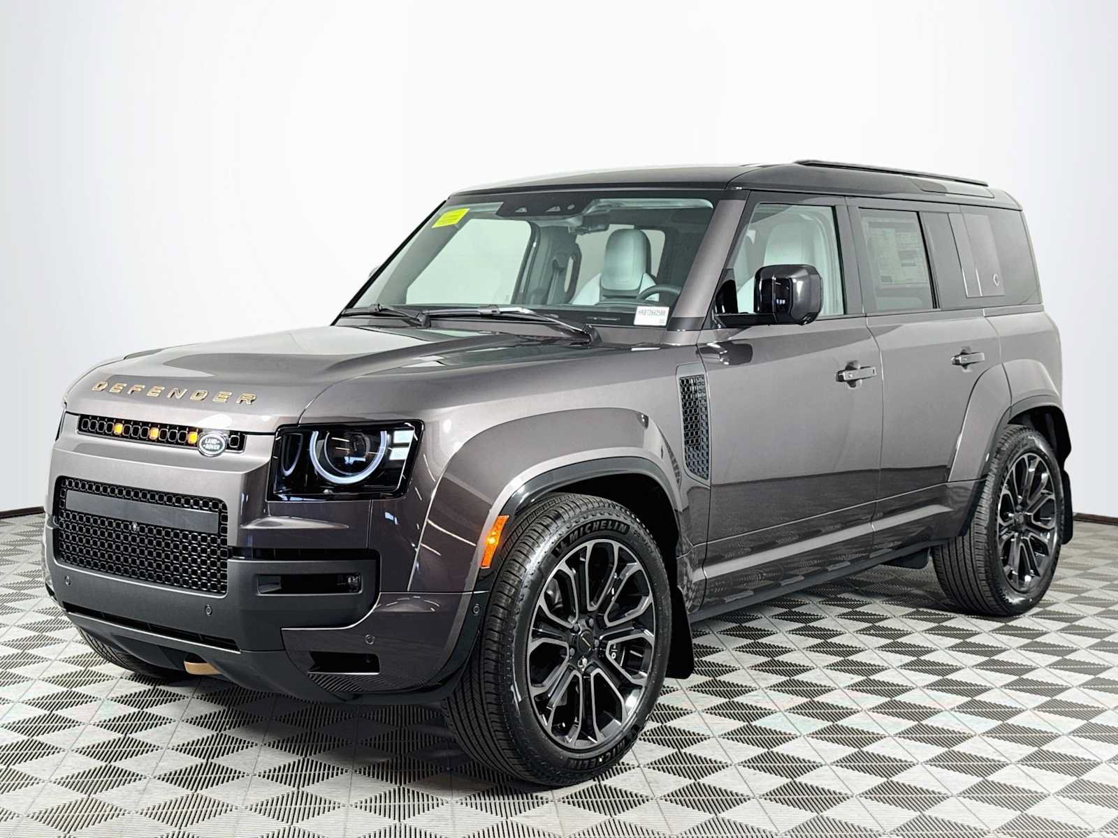 New 2026 Land Rover Defender 110 OCTA AWD/4WD image 1