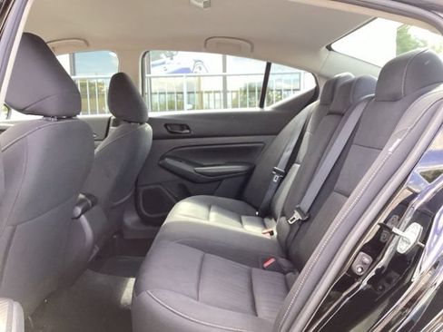 Used 2024 Nissan Altima 2.5 SV FWD image 19