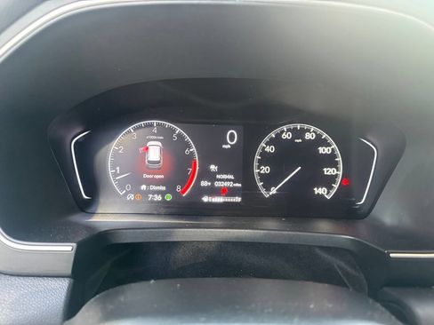 Used 2025 Honda Pilot EX-L image 28