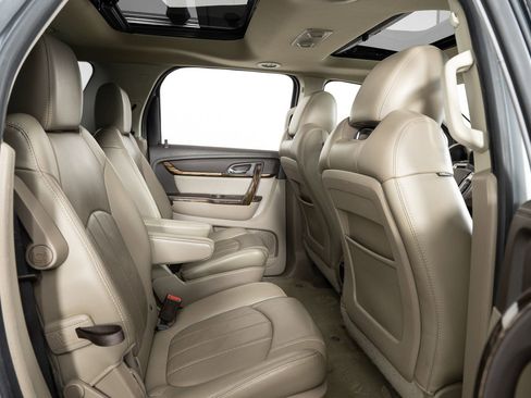 Used 2015 GMC Acadia Denali image 28