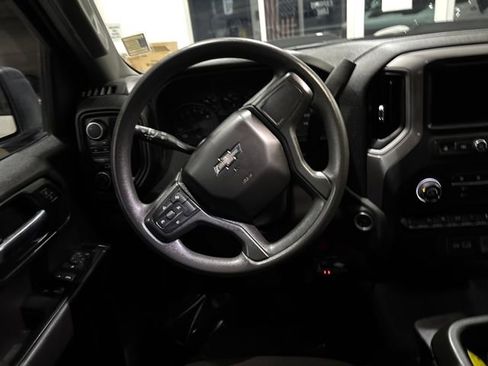 Used 2022 Chevrolet Silverado 1500 Custom Trail Boss w/ LPO, Dark Essentials Package image 16