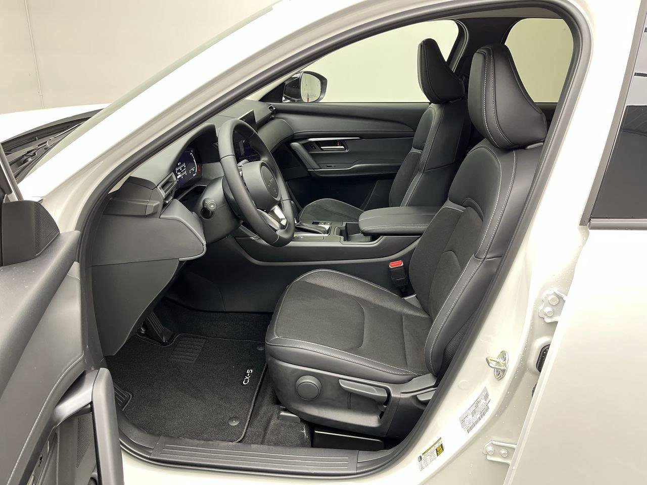New 2026 MAZDA CX-5 Select AWD/4WD image 3