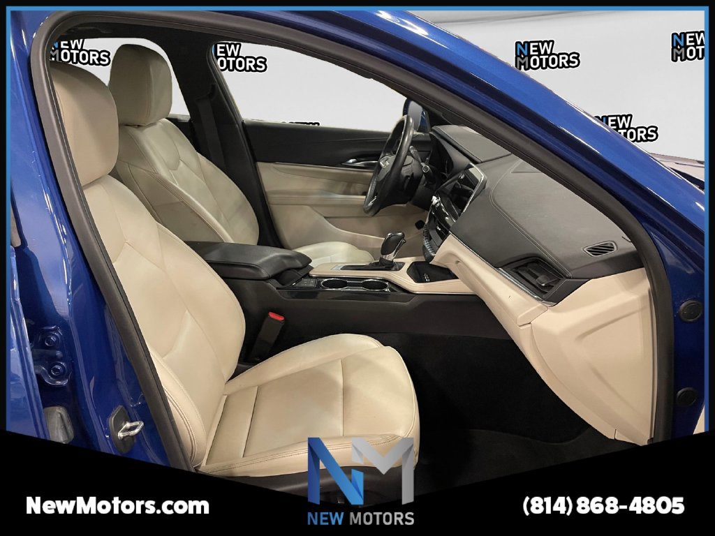Used 2023 Cadillac CT4 Luxury w/ Cold Weather Package AWD/4WD image 16