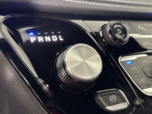 New 2026 Chrysler Pacifica Select w/ S Appearance Package image 23