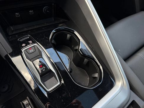 Used 2025 Audi Q5 Premium w/ Premium Plus AWD/4WD image 23