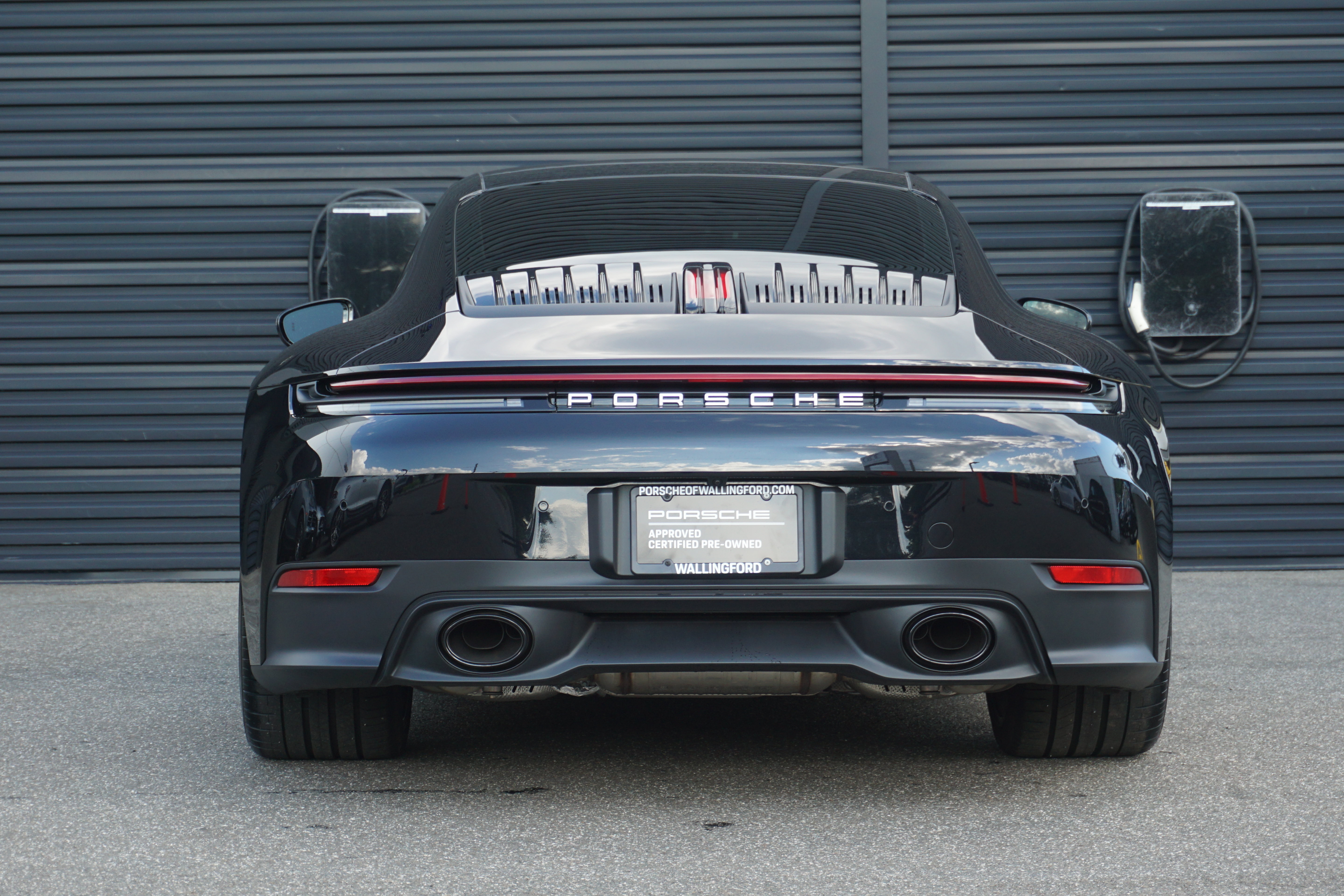 Certified 2025 Porsche 911 Carrera RWD image 8