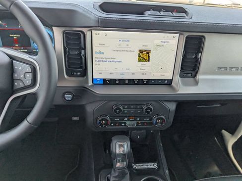 New 2026 Ford Bronco Outer Banks AWD/4WD image 12
