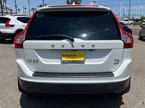 Used 2013 Volvo XC60 T6 AWD/4WD image 4