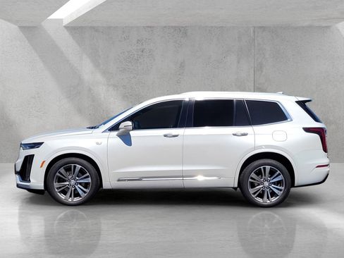 Certified 2024 Cadillac XT6 Premium Luxury AWD/4WD image 7