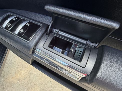 Used 2011 Mercedes-Benz S 550 image 20