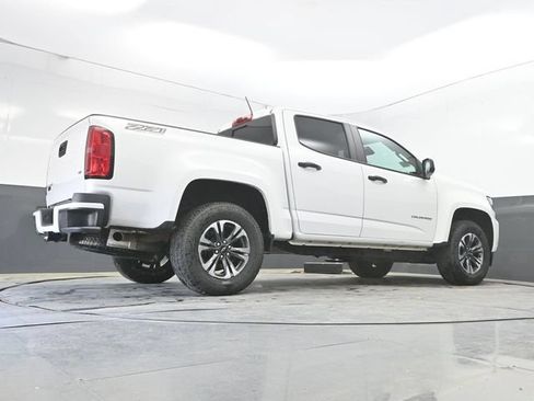 Used 2022 Chevrolet Colorado Z71 w/ Safety Package AWD/4WD image 32