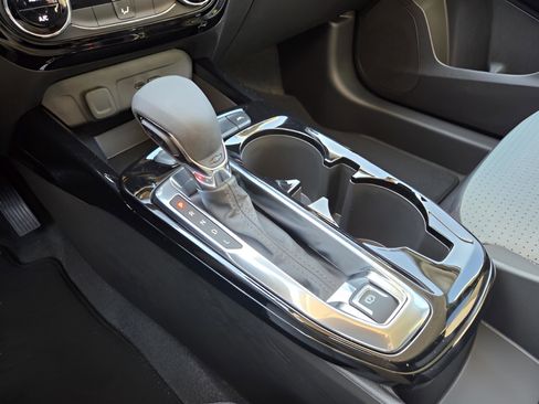 New 2026 Chevrolet Trax LT image 19