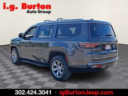 Used 2022 Jeep Wagoneer Series II AWD/4WD image 4