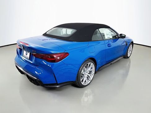 New 2025 BMW M4 xDrive Competition image 7
