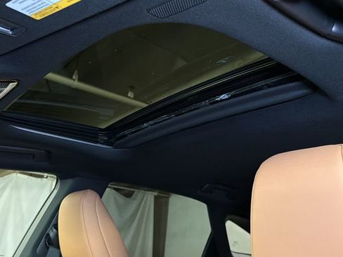 Used 2024 Lexus RX 350 Premium image 6