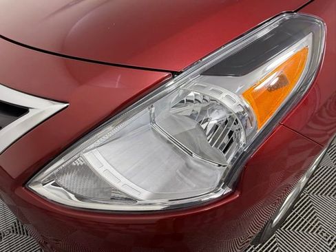 Used 2018 Nissan Versa S Plus image 12