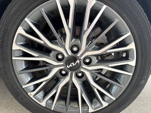 Used 2024 Kia Forte GT-Line w/ GT-Line Premium Package FWD image 5