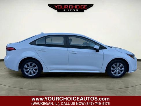 Used 2021 Toyota Corolla LE FWD image 6