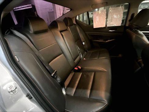 Used 2023 Nissan Altima 2.5 SR w/ SR Premium Package image 20