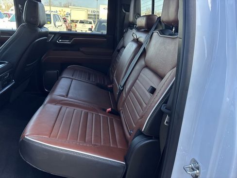 Used 2025 GMC Sierra 2500 Denali Ultimate image 19