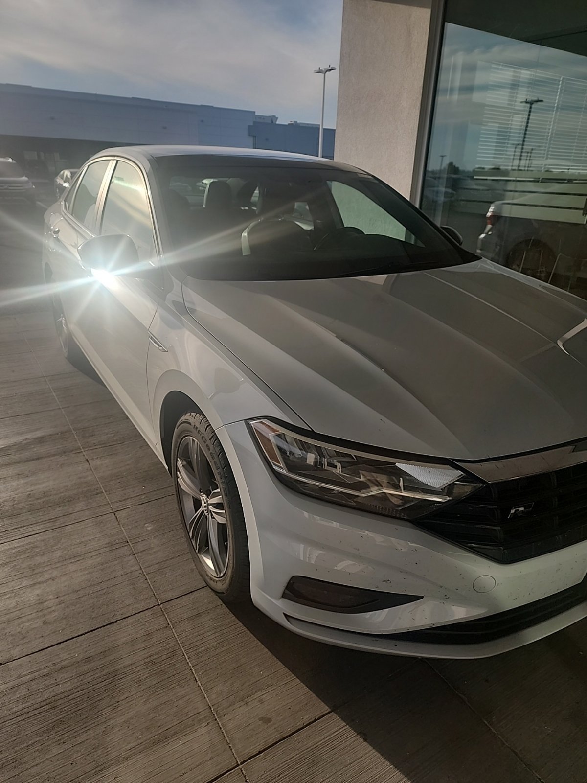 Used 2019 Volkswagen Jetta R-Line FWD image 8