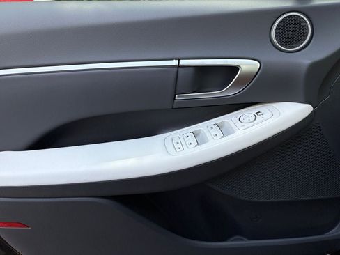 New 2025 Hyundai Sonata SEL image 11