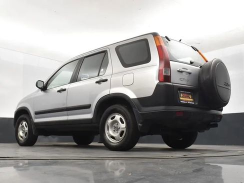 Used 2004 Honda CR-V LX image 12