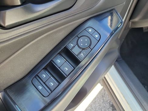 Certified 2024 Nissan Rogue S FWD image 17