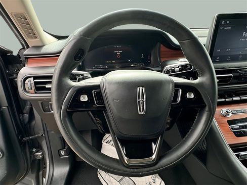 Used 2024 Lincoln Aviator Reserve w/ Elements Package Plus image 9