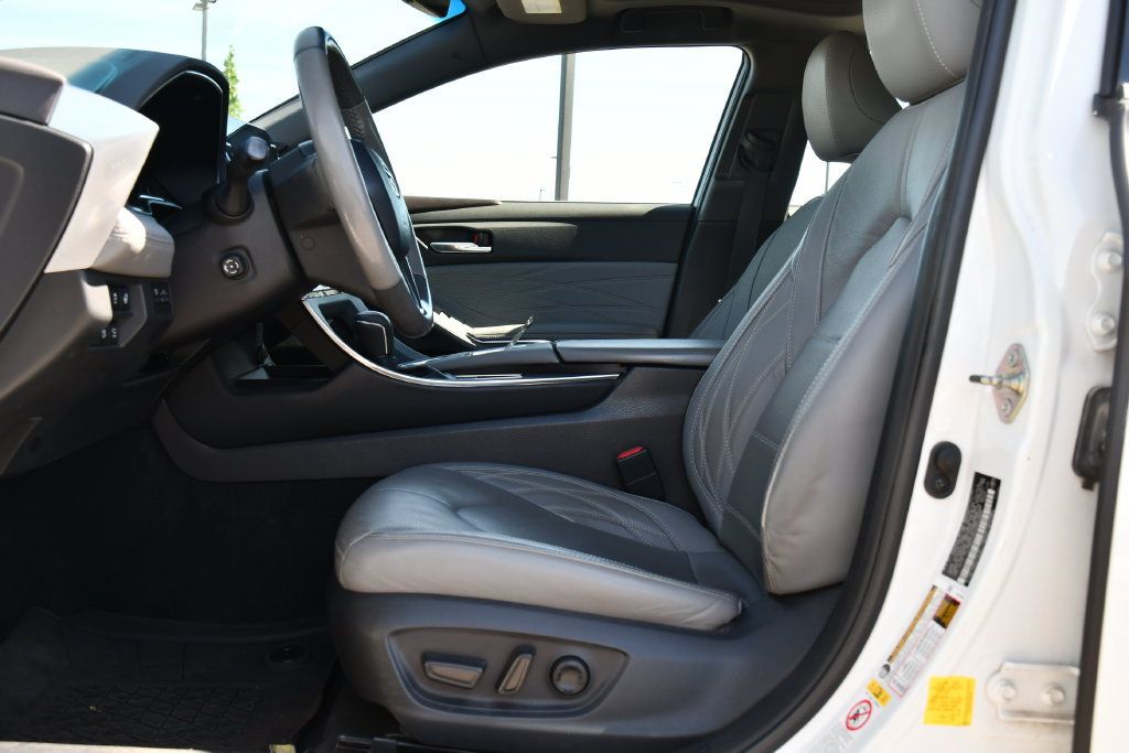 Used 2019 Toyota Avalon Limited w/ Advanced Safety Package FWD image 15