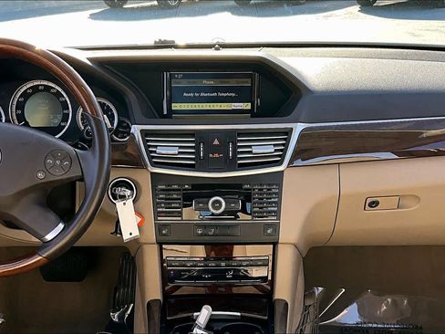Used 2011 Mercedes-Benz E 350 Sedan image 6