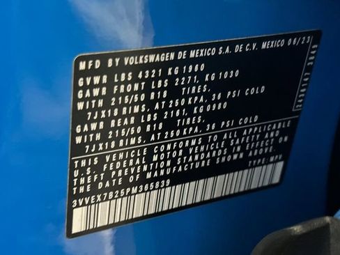 Certified 2023 Volkswagen Taos SE w/ Panoramic Sunroof Package FWD image 41