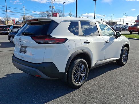 Certified 2023 Nissan Rogue S image 8
