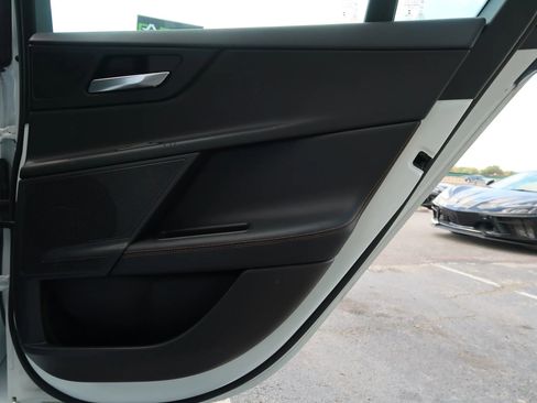 Used 2018 Jaguar XE Prestige image 48