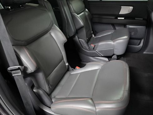 Used 2025 Ford Expedition Active AWD/4WD image 22
