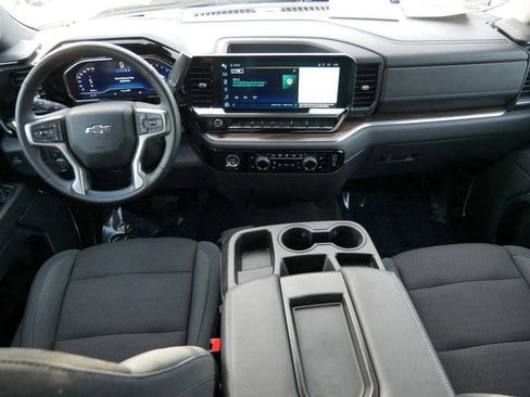 Used 2024 Chevrolet Silverado 1500 LT Trail Boss w/ Protection Package AWD/4WD image 15