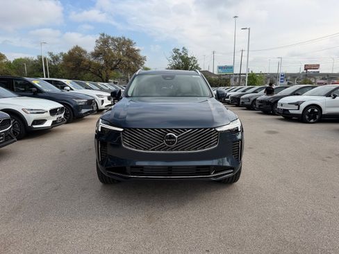 New 2026 Volvo XC90 T8 Ultra w/ Protection Package Premier image 6