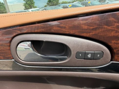 Used 2013 Buick Enclave Premium w/ LPO, Cargo Convenience Pkg AWD/4WD image 13