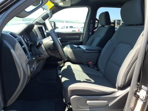 Used 2025 RAM 1500 Tradesman w/ Night Edition AWD/4WD image 18