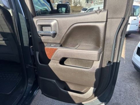 Used 2017 GMC Sierra 1500 SLE w/ SLE Value Package image 33