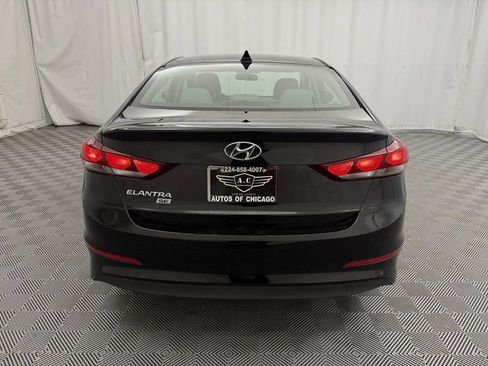 Used 2017 Hyundai Elantra SE FWD image 6