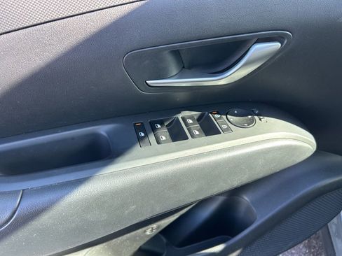 Used 2026 Hyundai Tucson SE image 10