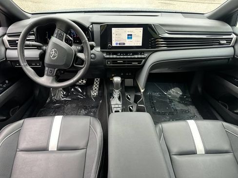 Used 2025 Toyota Camry SE w/ Convenience Package AWD/4WD image 19