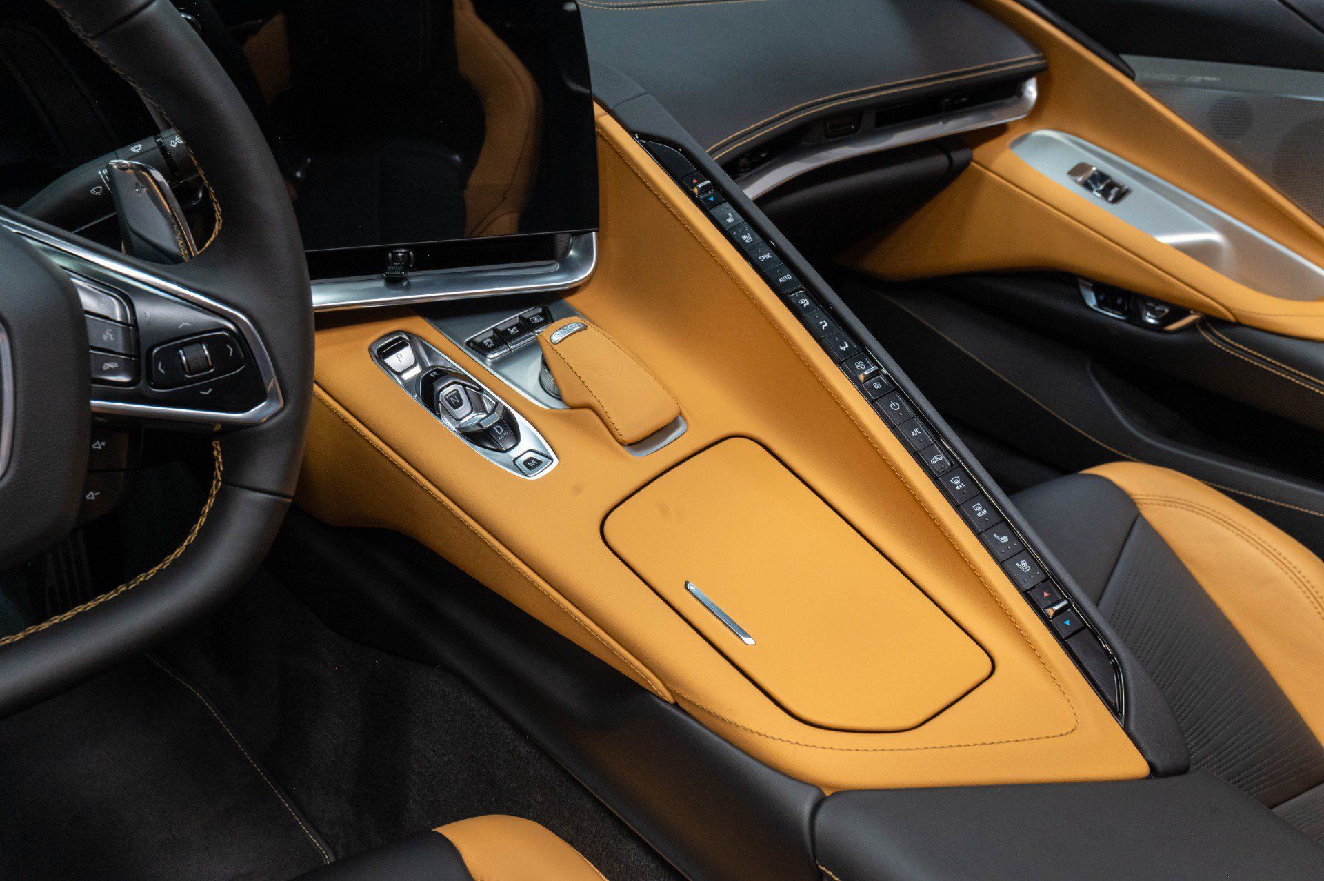 Used 2022 Chevrolet Corvette Stingray Coupe w/ 2LT w/ Z51 Performance Package RWD image 13