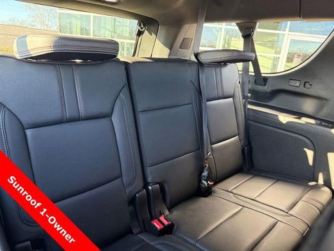 Used 2023 Chevrolet Suburban RST image 13