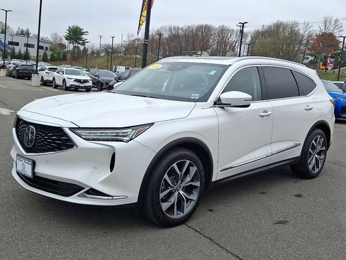 Certified 2024 Acura MDX SH-AWD w/ Technology Package image 3