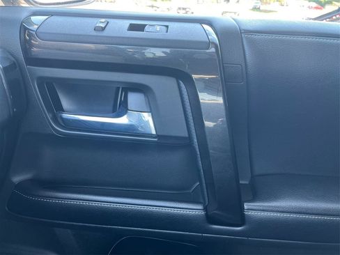 Used 2019 Toyota 4Runner Limited AWD/4WD image 20