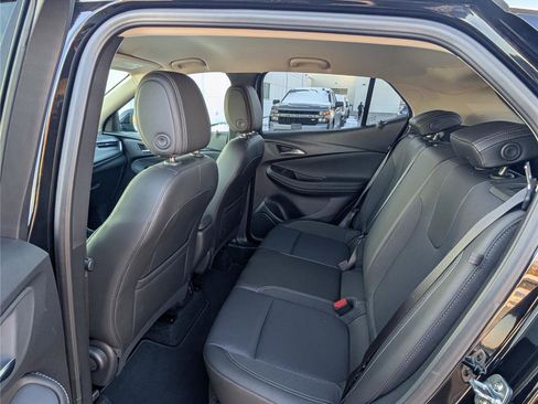 Used 2025 Buick Encore GX Preferred image 13