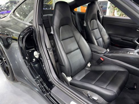 Used 2018 Porsche 911 Carrera image 60